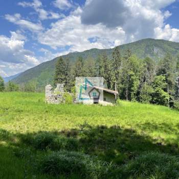 Rustico in vendita a Tione di Trento (Trento)