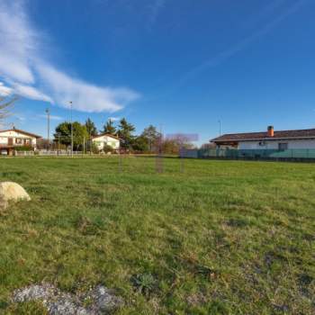 Terreno in vendita a Aiello del Friuli (Udine)