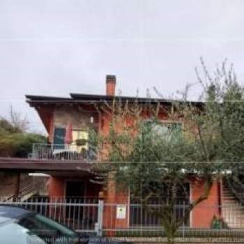 Villa in vendita a Peschiera del Garda (Verona)