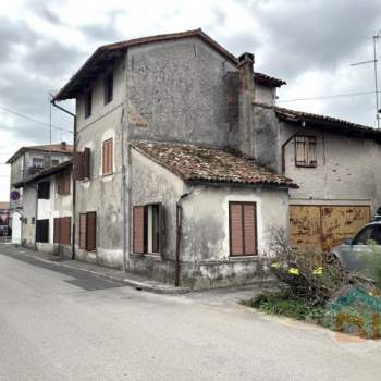 Casa singola in vendita a Moraro (Gorizia)