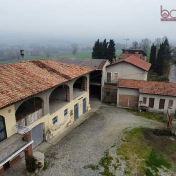 Rustico in vendita a Cerrina Monferrato (Alessandria)