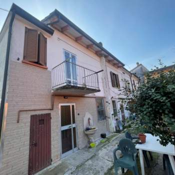 Casa a schiera in vendita a Luzzara (Reggio nell'Emilia)