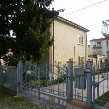 Casa singola in vendita a Suzzara (Mantova)