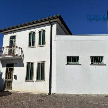 Casa singola in vendita a Villadose (Rovigo)