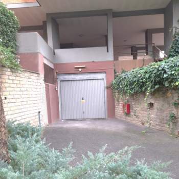 Garage in affitto a Roma (Roma)