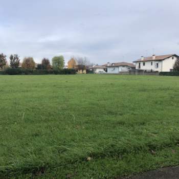 Terreno in vendita a Pavia di Udine (Udine)