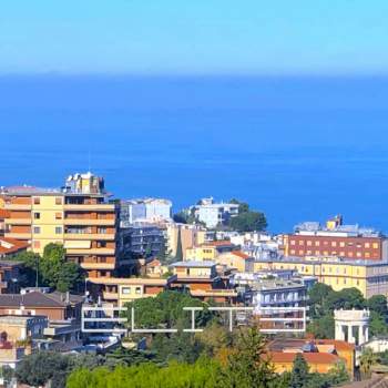 Appartamento in vendita a Ancona (Ancona)