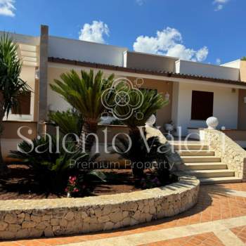 Villa in vendita a Cutrofiano (Lecce)