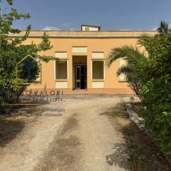 Villa in vendita a Parabita (Lecce)