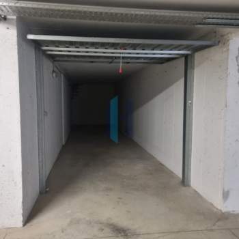 Garage in vendita a Botticino (Brescia)