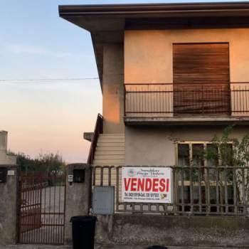 Appartamento in vendita a Villa Estense (Padova)