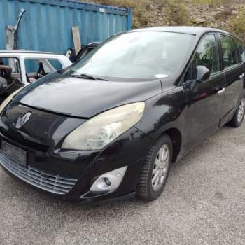 Ricambi RENAULT SCENIC 1870cc benzina  del 2009