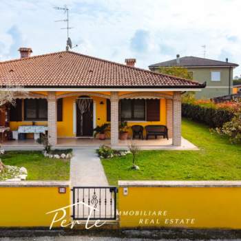 Villa in vendita a Schivenoglia (Mantova)