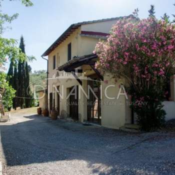 Agriturismo in vendita a Castelfiorentino (Firenze)