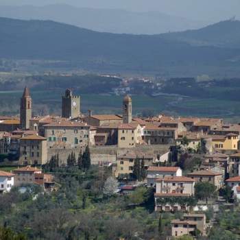 Palazzo in vendita a Monte San Savino (Arezzo)