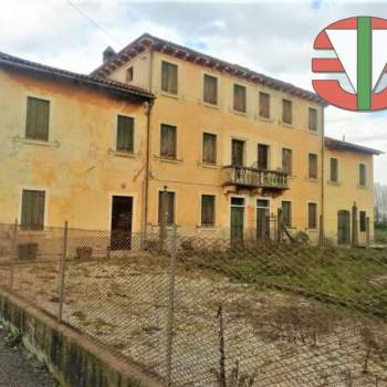 Villa in vendita a Santa Maria di Sala (Venezia)