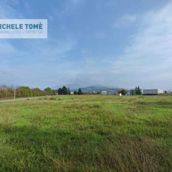 Terreno in vendita a Sant'Ambrogio di Valpolicella (Verona)