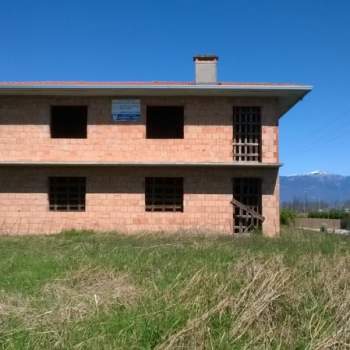 Casa singola in vendita a Tezze sul Brenta (Vicenza)