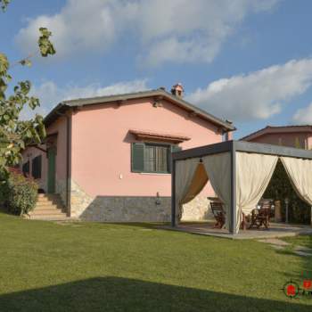 Villa in vendita a Roma (Roma)