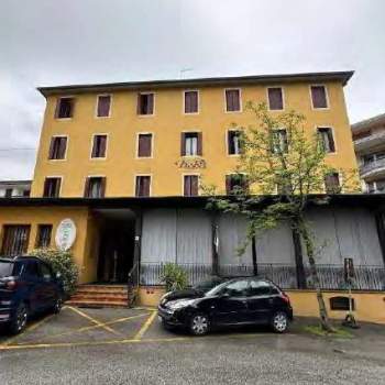 Hotel - albergo in vendita a Vittorio Veneto (Treviso)