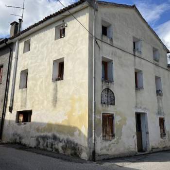 Casa singola in vendita a Farra di Soligo (Treviso)