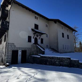 Villa in vendita a Lavarone (Trento)