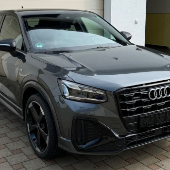 2021 Audi Q2 35 TDI quattro S line Garanzia Led