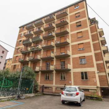 Appartamento in vendita a Bologna (Bologna)