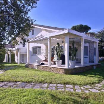 Villa in affitto a Forte dei Marmi (Lucca)