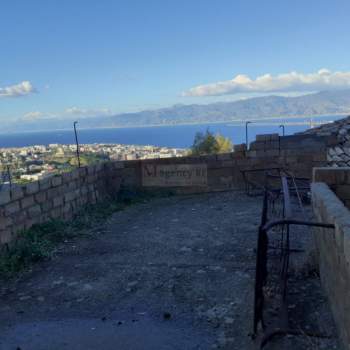 Rustico in vendita a Reggio di Calabria (Reggio Calabria)