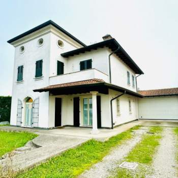 Villa in vendita a Visano (Brescia)