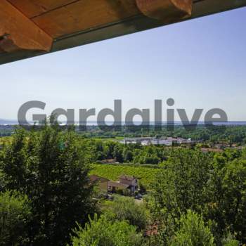 Villa in vendita a Polpenazze del Garda (Brescia)