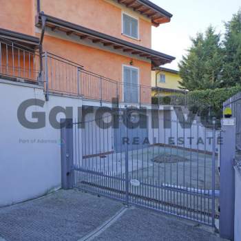 Villa in vendita a Moniga del Garda (Brescia)