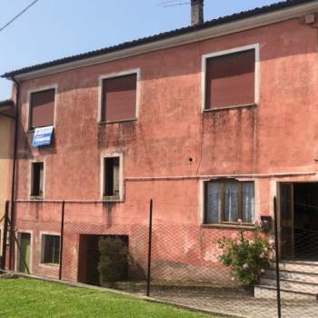 Casa a schiera in vendita a Brogliano (Vicenza)