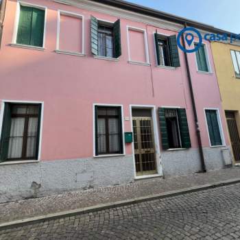 Casa a schiera in vendita a Adria (Rovigo)