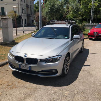 Vendo Bmw 318D Touring Sport