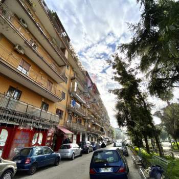 Appartamento in vendita a Napoli (Napoli)