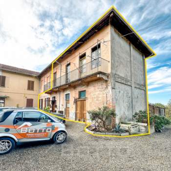 Casa a schiera in vendita a Lozzolo (Vercelli)