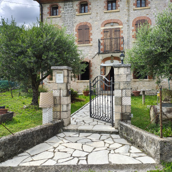 CASA IN VENDITA