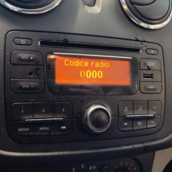 Autoradio DACIA SANDERO  del 2013