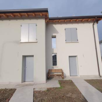 Casa a schiera in vendita a Cavezzo (Modena)