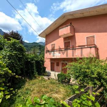 Casa singola in vendita a Valli del Pasubio (Vicenza)