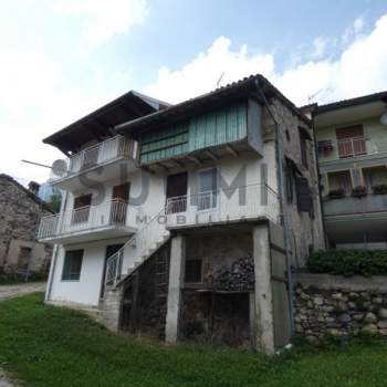 Casa singola in vendita a Valli del Pasubio (Vicenza)