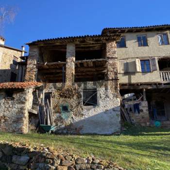 Rustico in vendita a Valli del Pasubio (Vicenza)