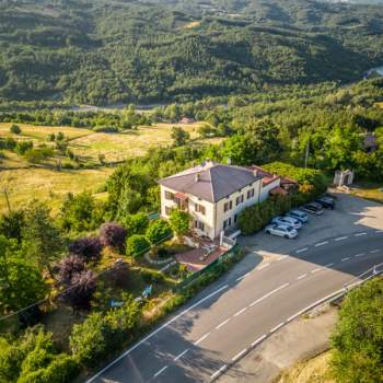 Villa in vendita a Varsi (Parma)