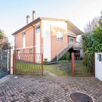 Casa singola in vendita a Selvazzano Dentro (Padova)