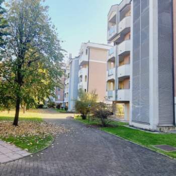 Appartamento in vendita a Vanzago (Milano)