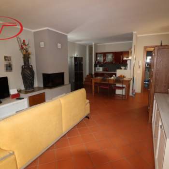 Casa a schiera in vendita a Bucine (Arezzo)