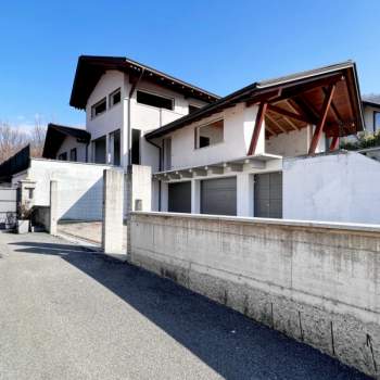 Villa in vendita a Quarona (Vercelli)