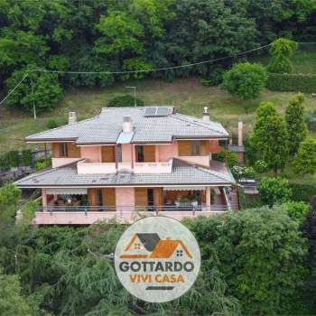 Villa in Vendita a Pieve di Soligo (TV) - 713PDS a Pieve di Soligo